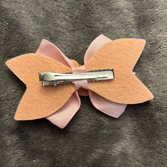 Girls Minnie Mouse Sparkly Bow - Picture 4 of 5